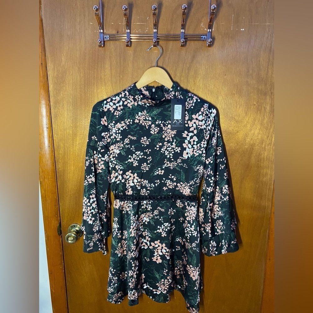 NWT AX paris dresses woman new sise 6